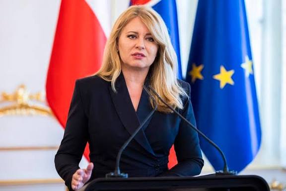 BEŽÍM ZNOVU!! Bývalá prezidentka Slovenska Zuzana Čaputová oznámila na tlačovej konferencii, ktorá sa konala dnes skôr, že bude opäť kandidovať na post hlavy štátu